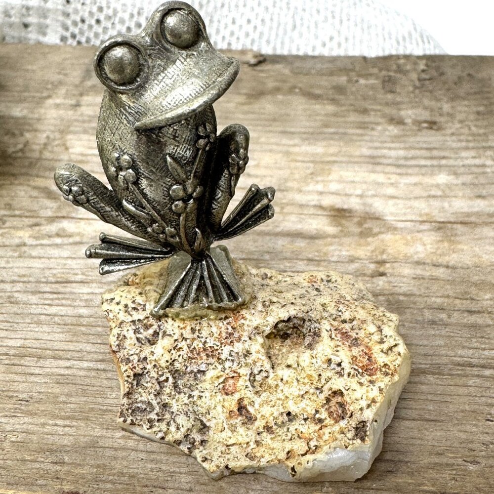 Adorable Small Pewter Floral Frog Sitting on a Rock Miniature  2" tall